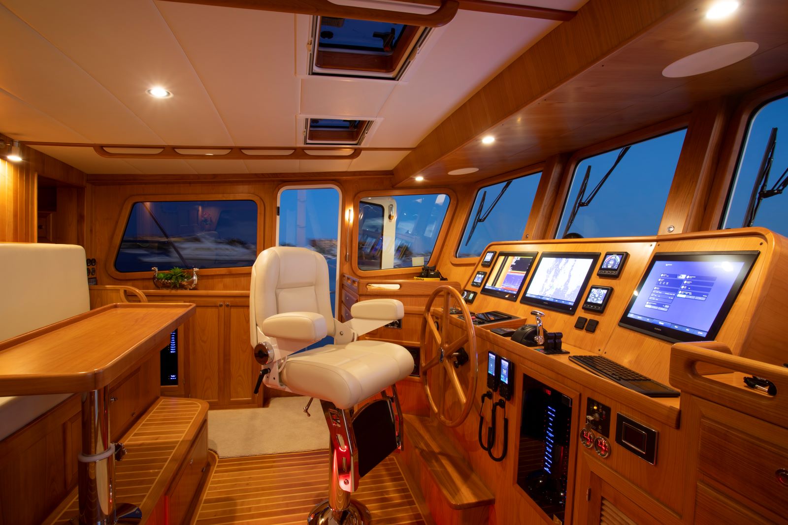 Pilothouse-for-web-2-1.jpg